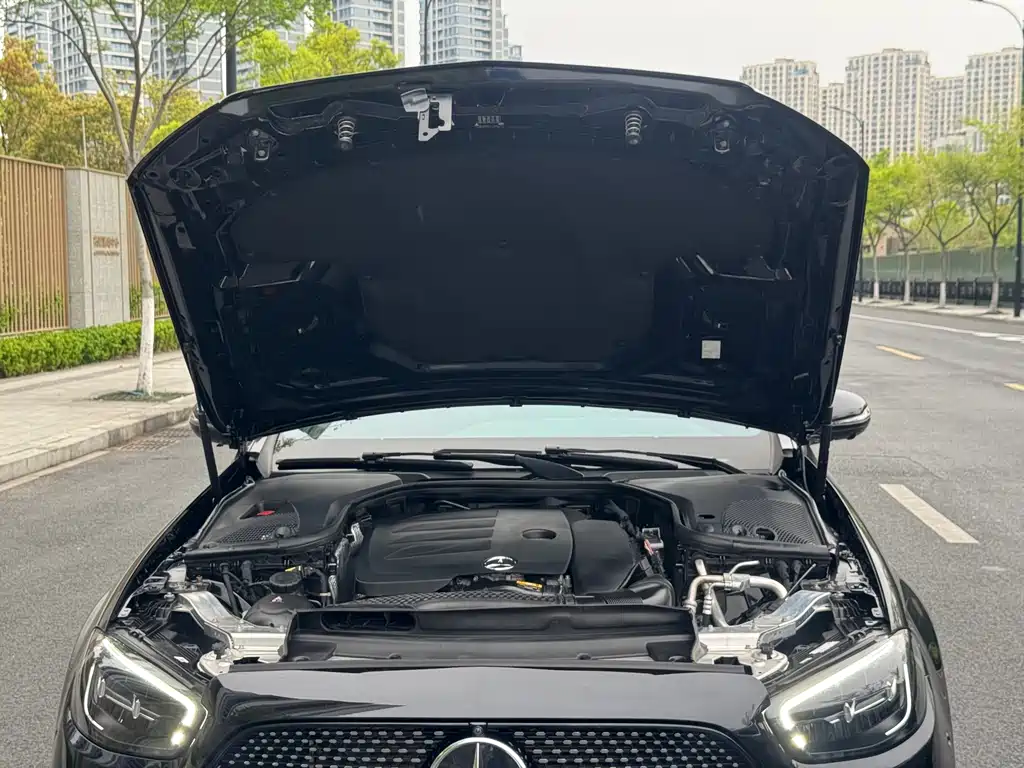 Mercedes-Benz E-Class 2022 — фото 25