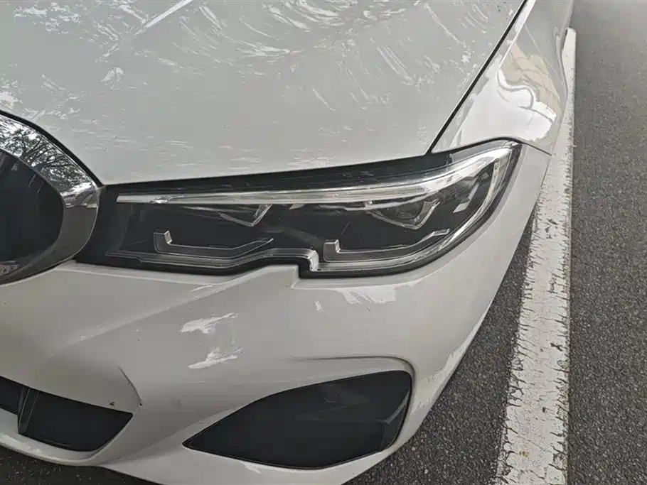 BMW 3 Series 2021