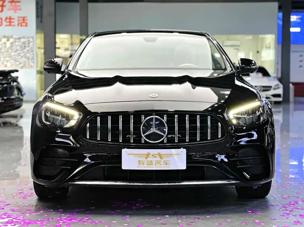 Mercedes-Benz E-Class 2022 — фото 2