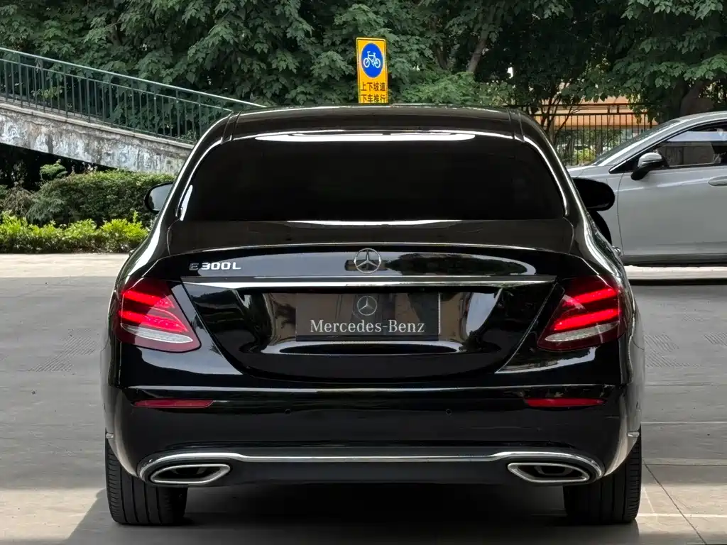 Mercedes-Benz E-Class 2020 — фото 8
