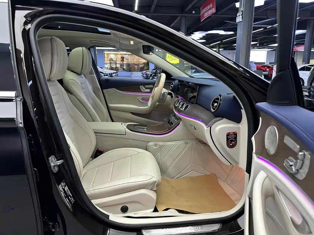 Mercedes-Benz E-Class 2022 — фото 5
