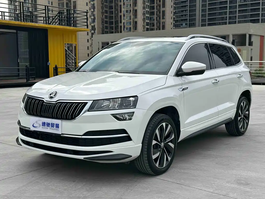 Skoda Karoq 2022 — фото 1