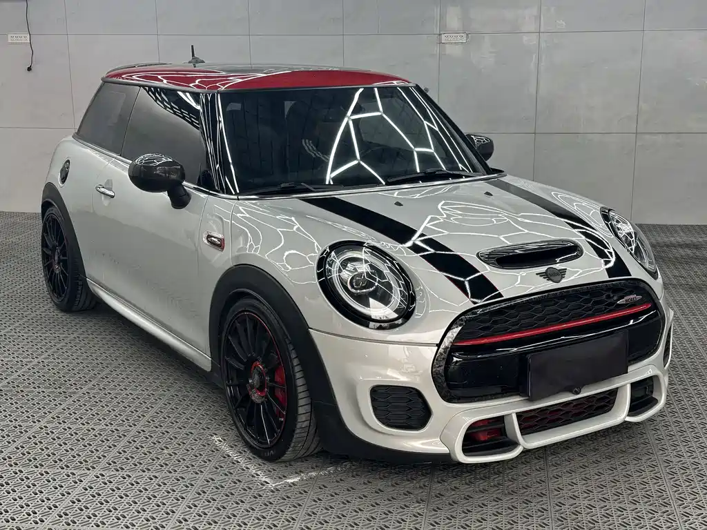 MINI JCW 2020
