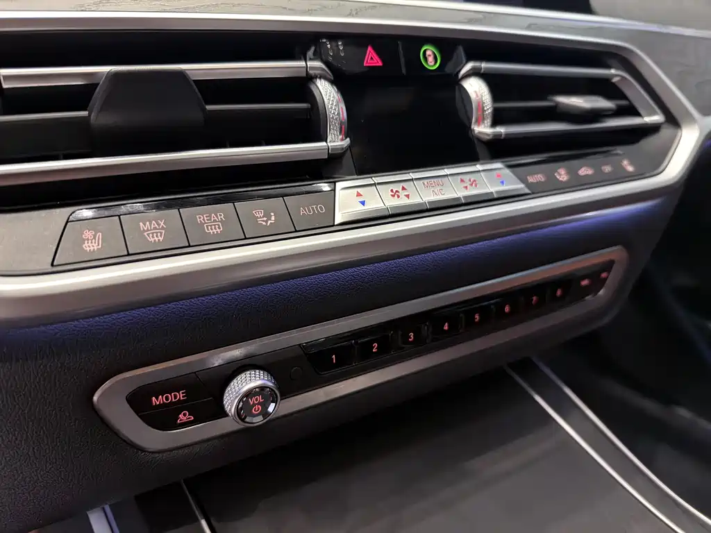 BMW X7 2020 — фото 8