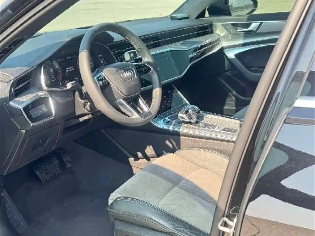 Audi A6L 2021