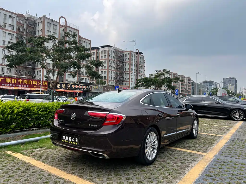 Buick LaCrosse 2017 — фото 6