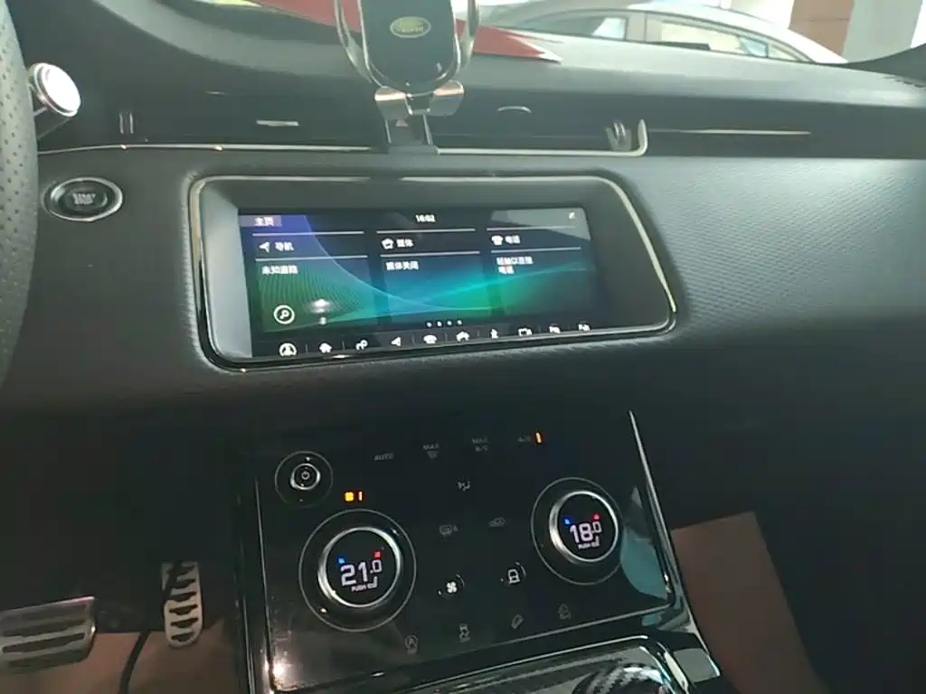 Land Rover Evoque 2020 — фото 13