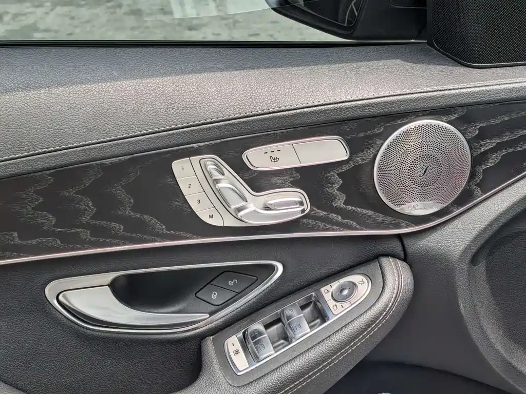 Mercedes-Benz C-Class 2020 — фото 10