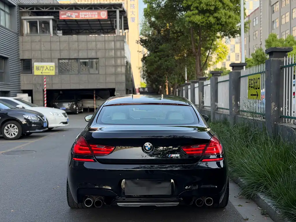 BMW M6 2015 — фото 5