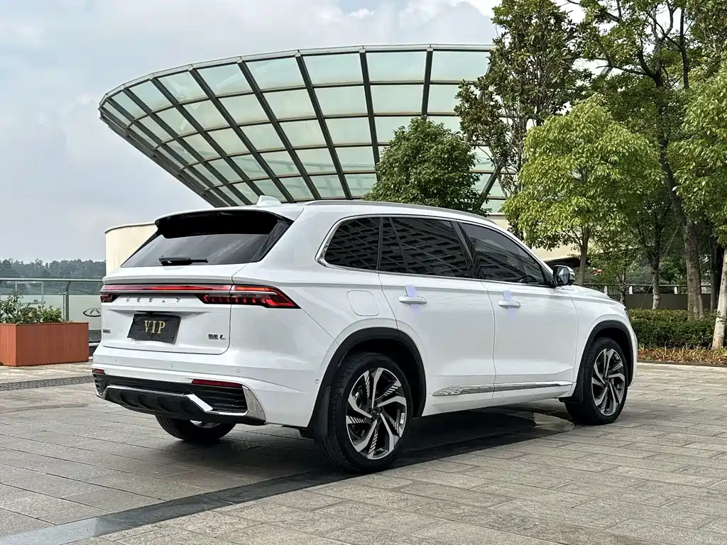 Geely Xingyue L 2023 — фото 8