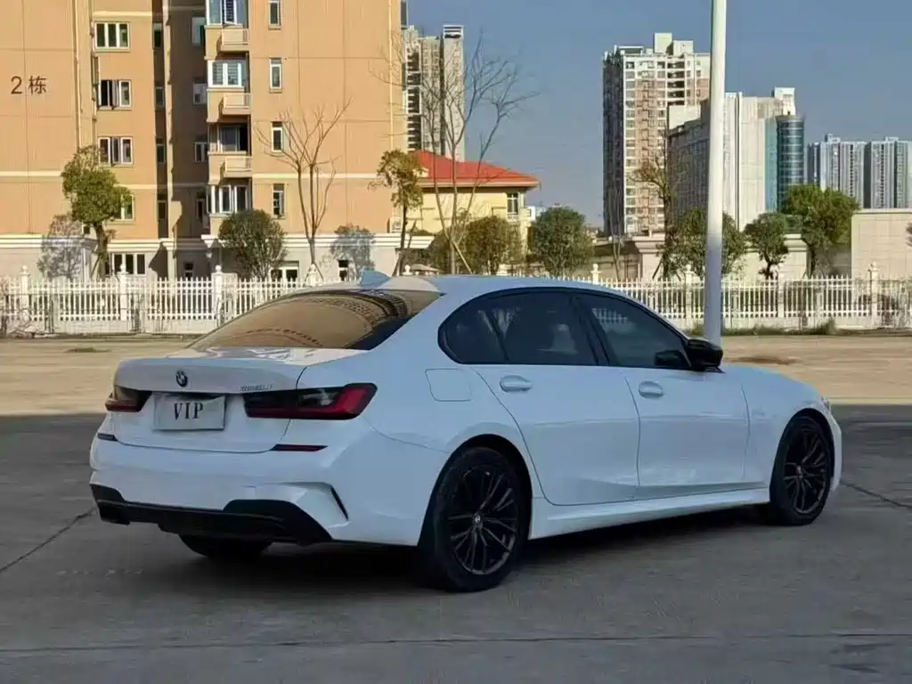 BMW 3 Series 2020