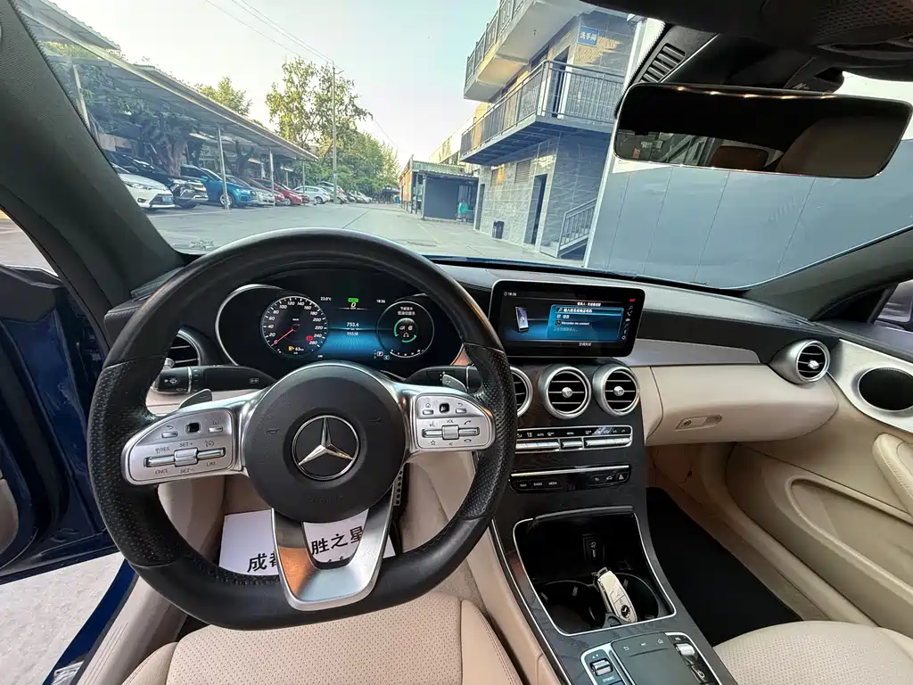 Mercedes-Benz C-Class 2020 — фото 13
