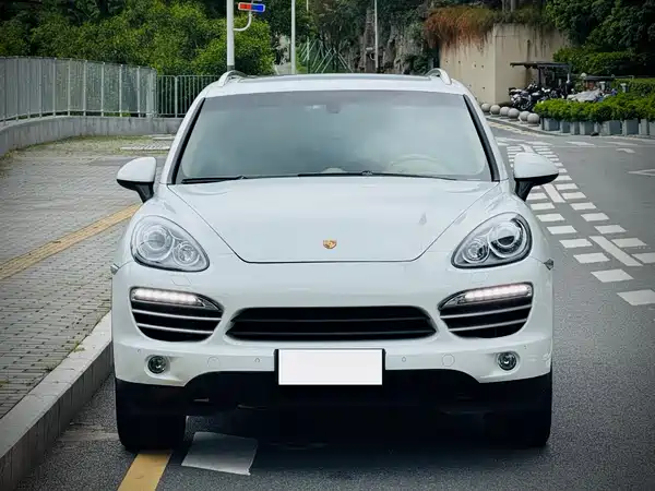 Porsche Cayenne 2014