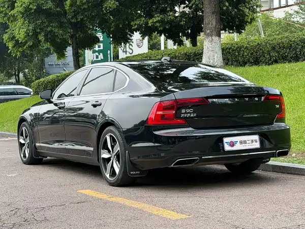 Volvo S90 2018
