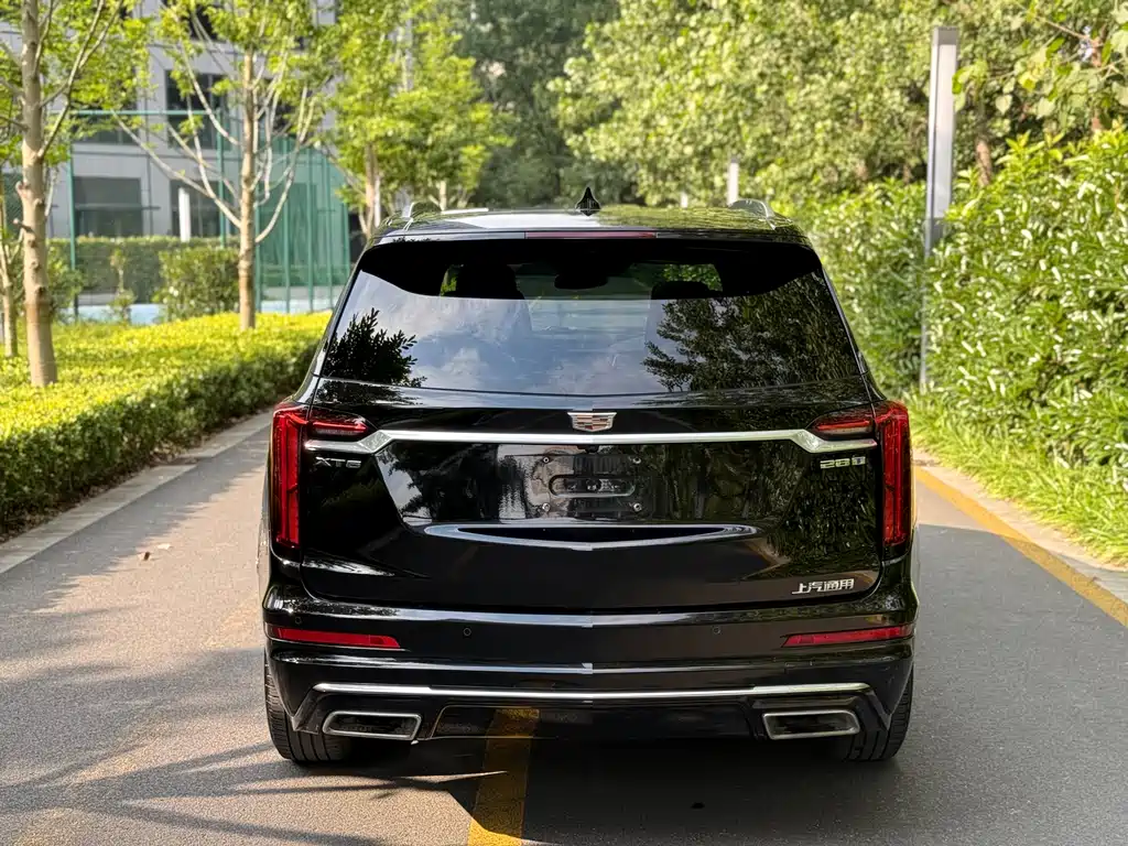 Cadillac XT6 2022 — фото 4