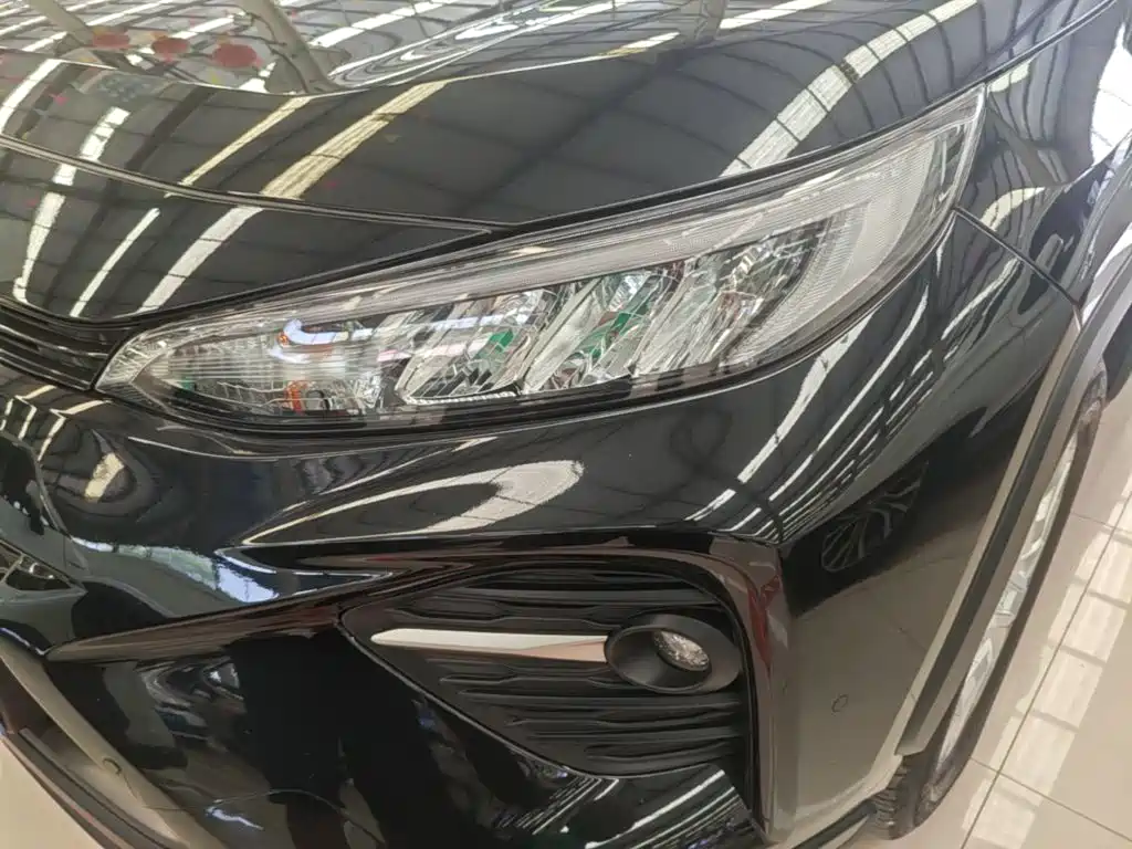 Toyota Wildlander 2023 — фото 24