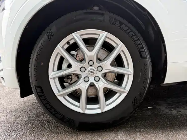 Volvo XC60 2019