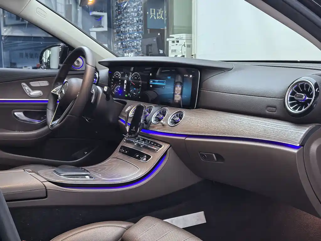 Mercedes-Benz E-Class New Energy 2022 — фото 13
