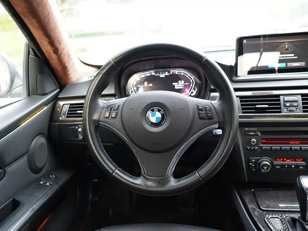 BMW 3 Series 2013 — фото 9