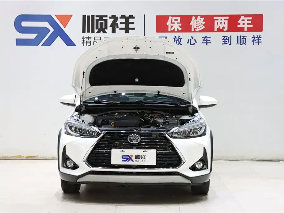 Toyota Yaris L 2023 — фото 17