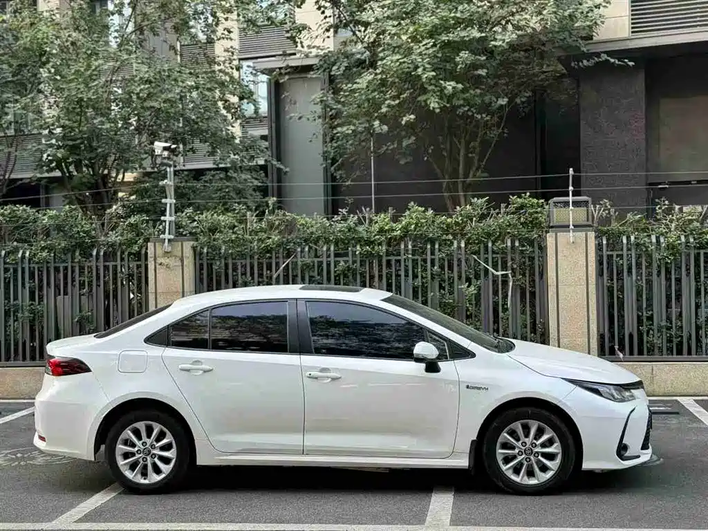 Toyota Vios 2021 — фото 4