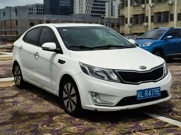 Kia K2 2014