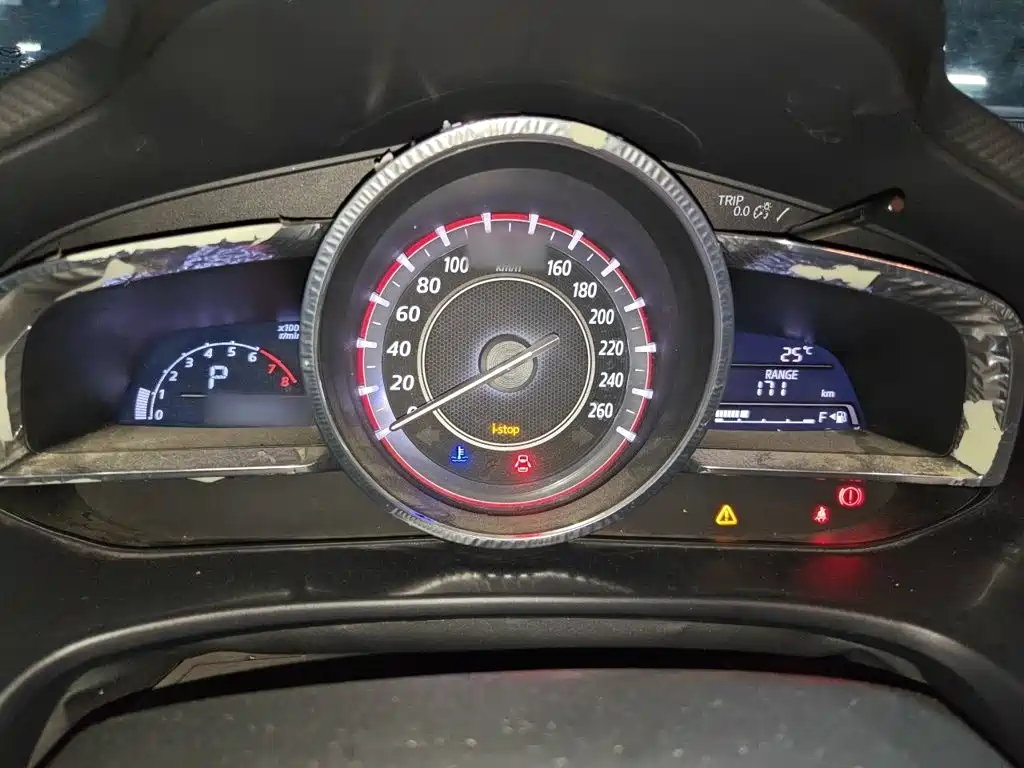 Mazda 3 Angkesela 2014