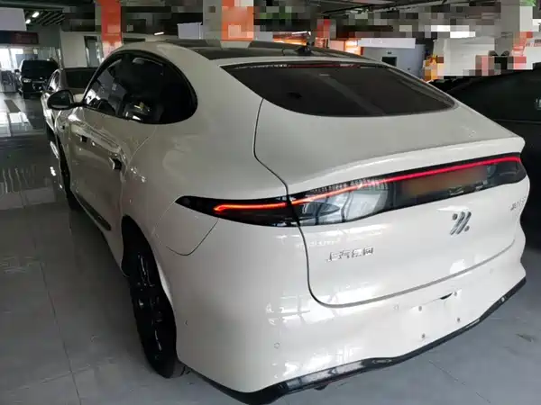IM Motors LS6 2026