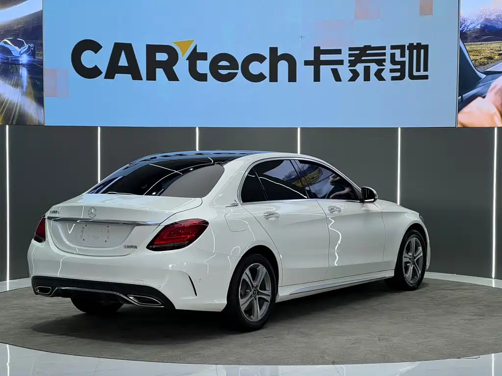 Mercedes-Benz C-Class 2021 — фото 15