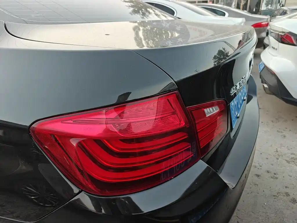 BMW 5 Series 2014 — фото 14