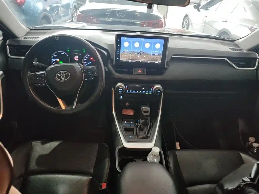 Toyota Wildlander 2020 — фото 16