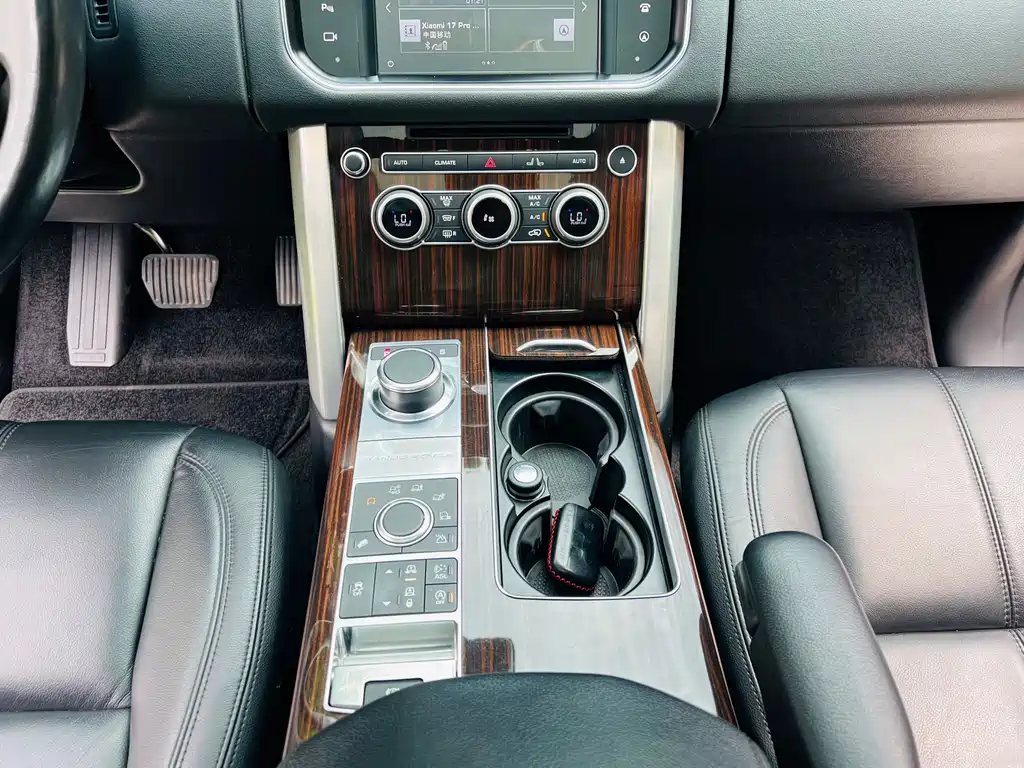 Land Rover Range Rover 2017 — фото 16
