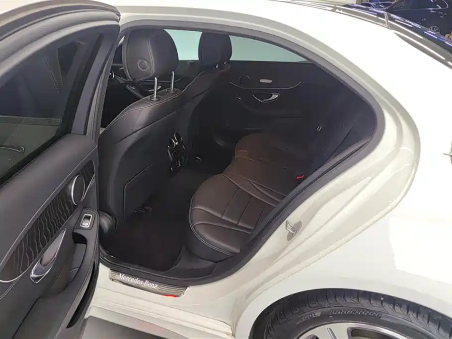 Mercedes-Benz C-Class 2020 — фото 11