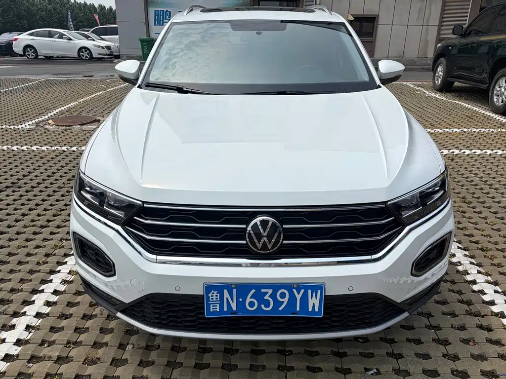 Volkswagen T-Roc 2023