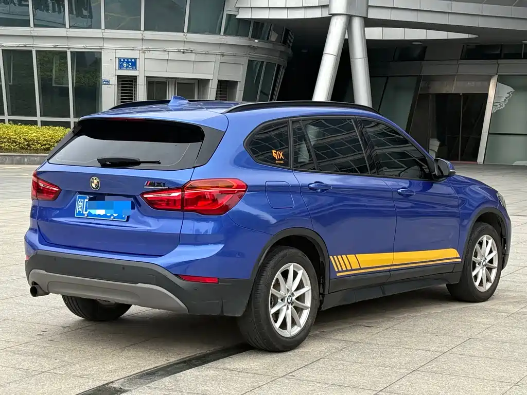BMW X1 2017 — фото 4