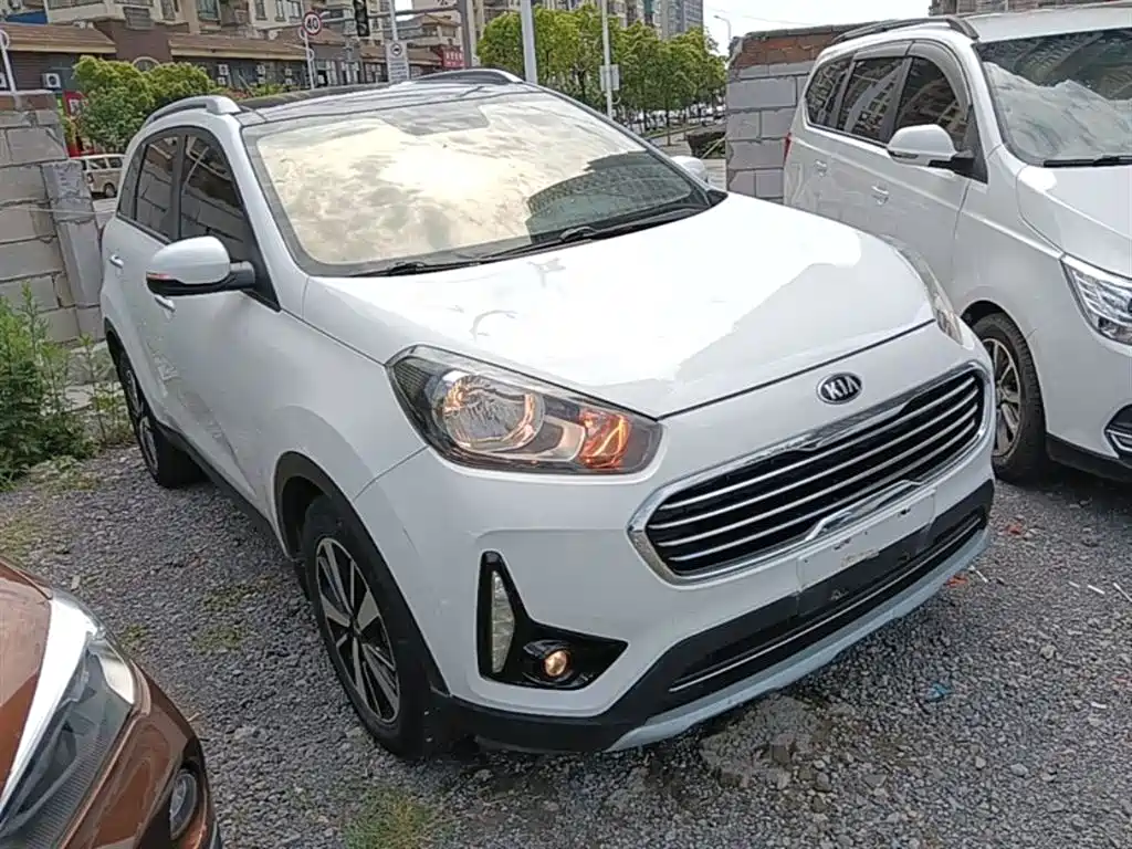 Kia KX3 2016 — фото 4