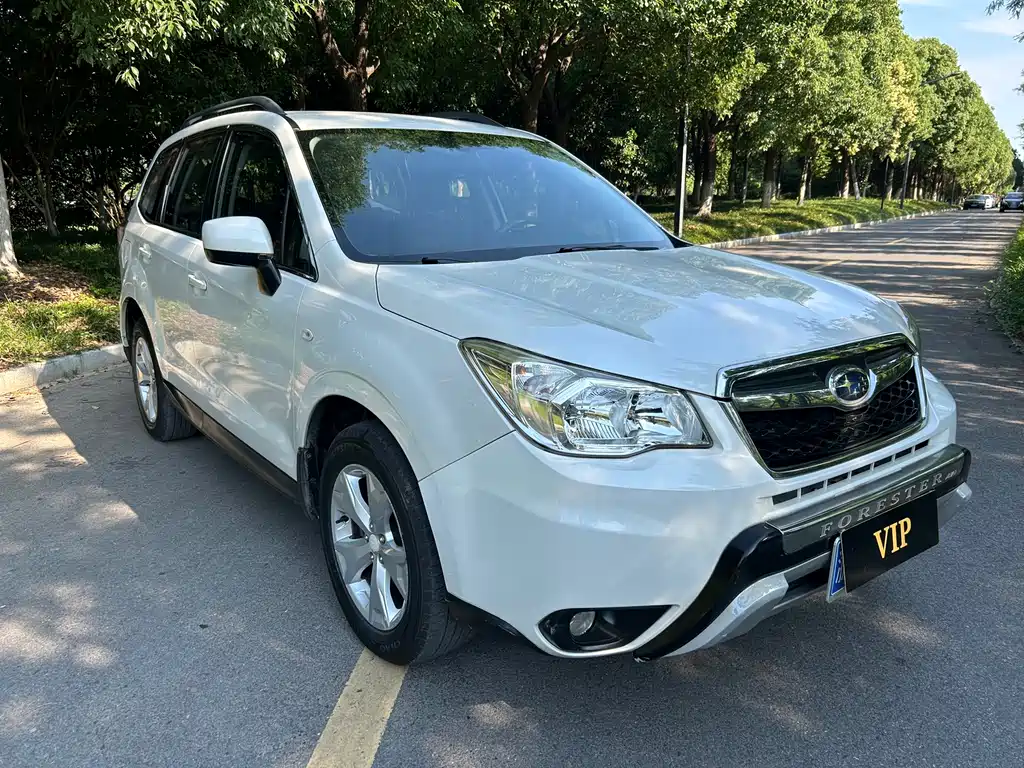 Subaru Forester 2013 — фото 3