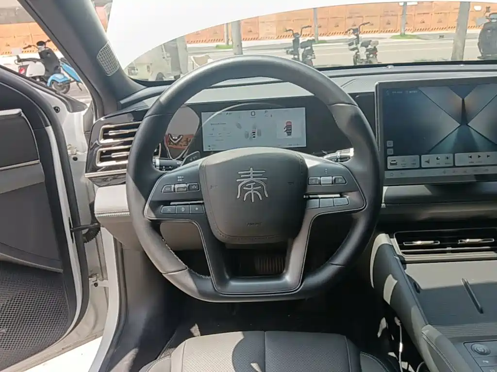 BYD Qin L 2025 — фото 11