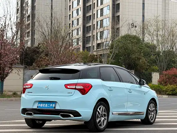 DS 5 2014