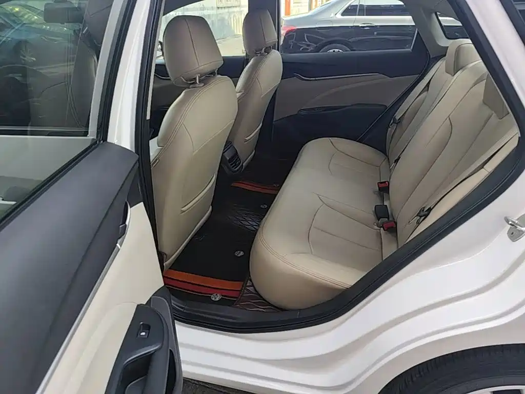 Buick Excelle GT 2020 — фото 13