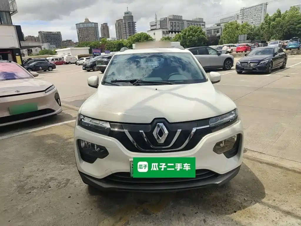 Renault Eno 2020 — фото 3