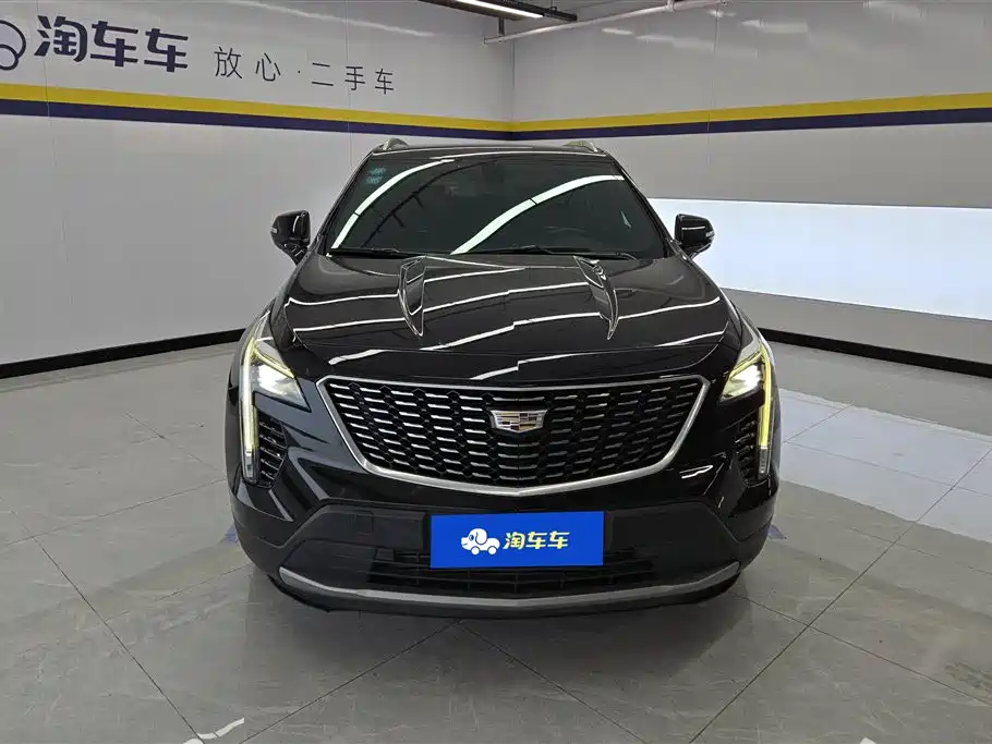 Cadillac XT4 2020 — фото 2