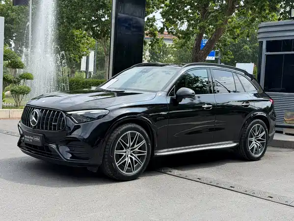 Mercedes-Benz GLC AMG 2025