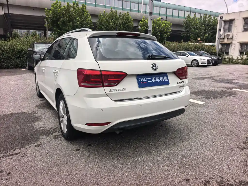 Volkswagen Gran Lavida 2018 — фото 12