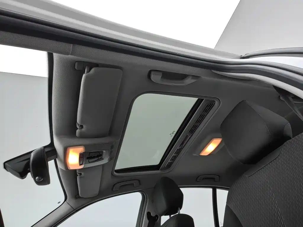 BMW 1 Series 2015 — фото 14