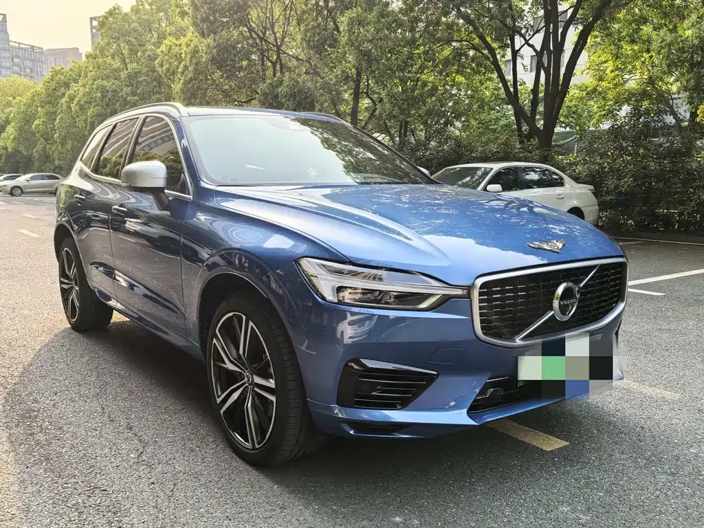 Volvo XC60 PHEV 2020 — фото 3