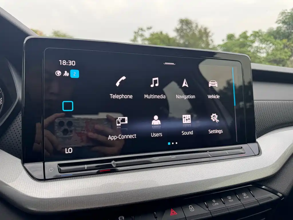 Skoda Octavia 2023 — фото 14