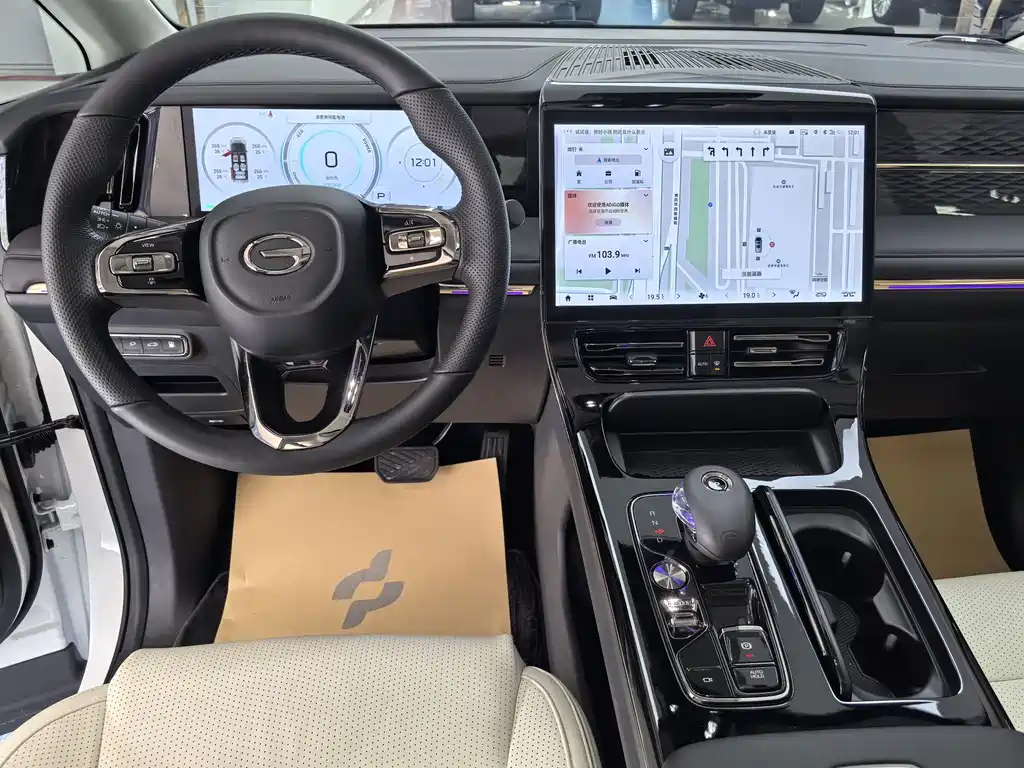 GAC Motor Trumpchi E9 2023 — фото 18