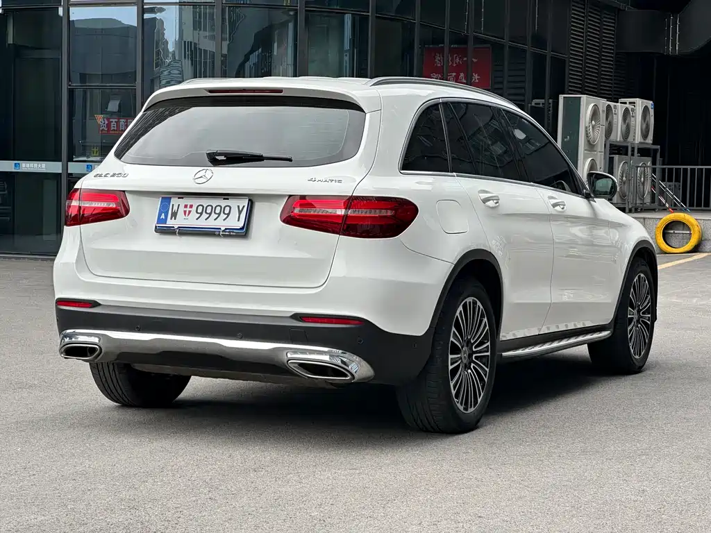 Mercedes-Benz GLC 2017 — фото 7