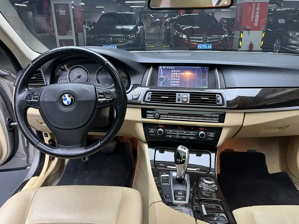 BMW 5 Series 2014 — фото 17